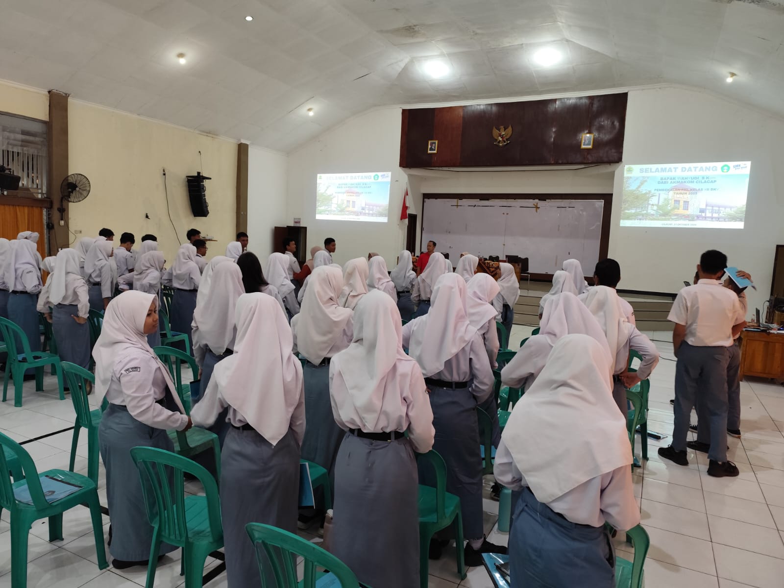 Lpk Òmòni: Connecting Cilacap to Global Work Opportunities